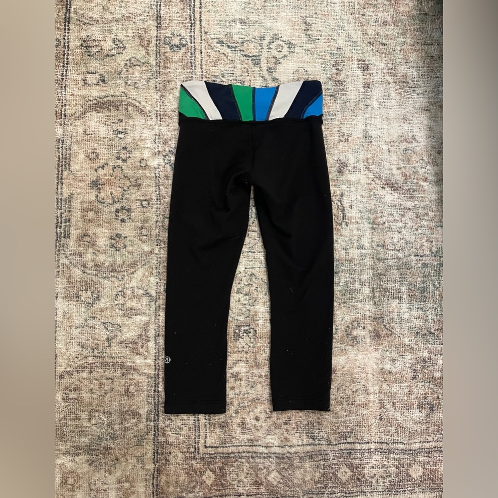 Lululemon Cropped Yoga Pants